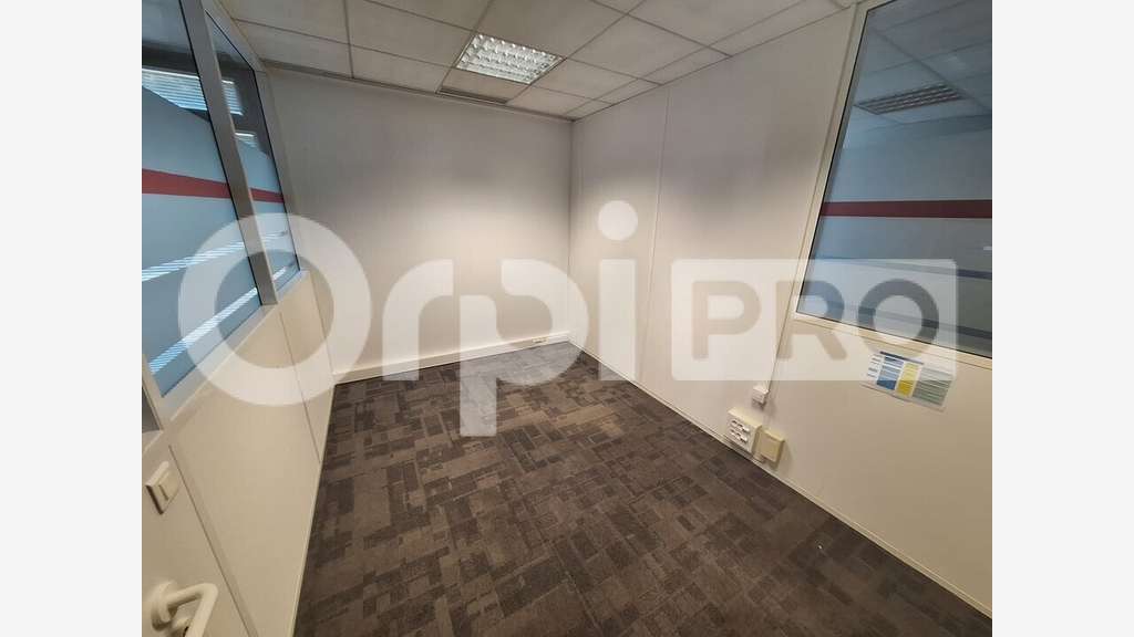 Bureau de 177m² à louer ZAC de Mercière Compiègne