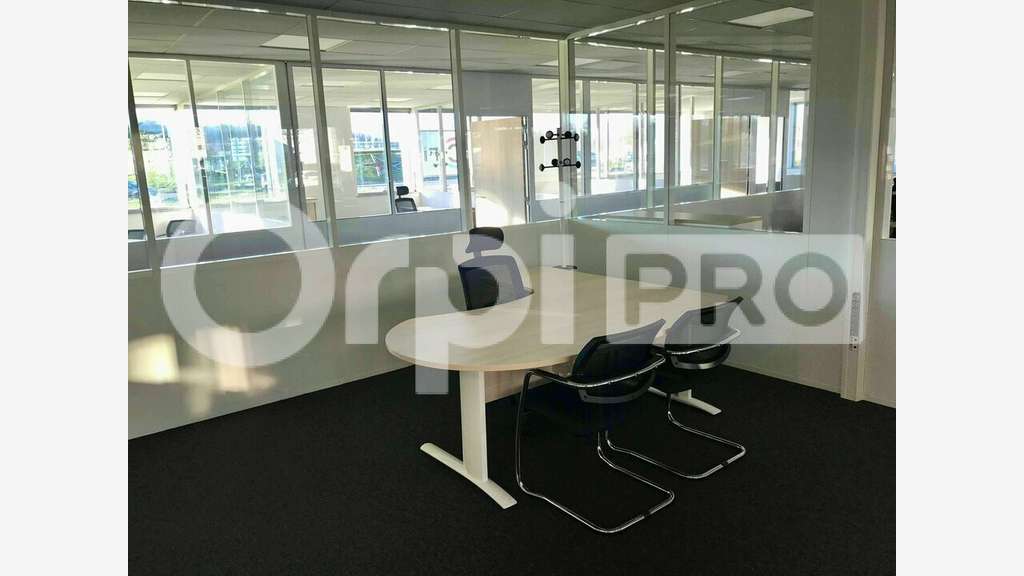 Bureau 480m² à louer ZAC de Mercières à Compiègne