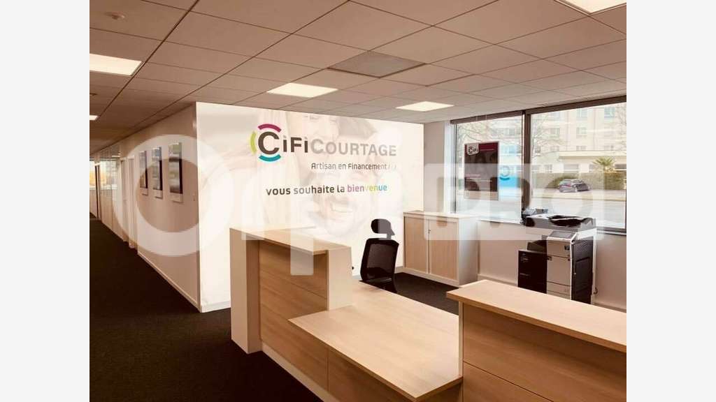 Bureau 480m² à louer ZAC de Mercières à Compiègne