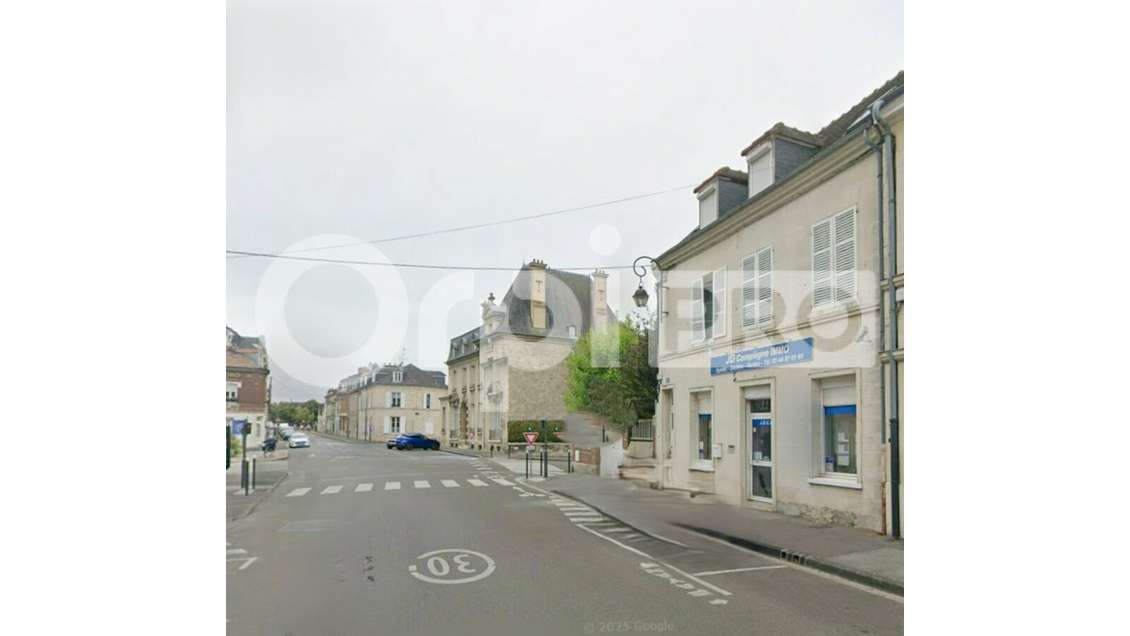 A louer bureaux 52m² rue des Domeliers Compiègne