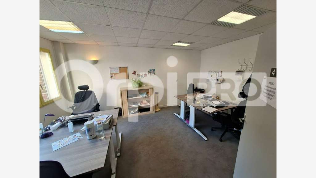 En exclu bureaux 275m² à louer à Compiègne