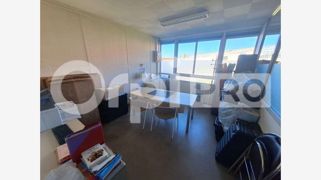Bureau 275m² à louer à  Compiègne ZAC de Mercières