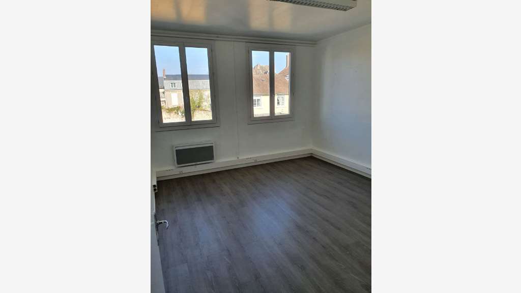 À louer bureaux à partir de 39m² à Compiègne 