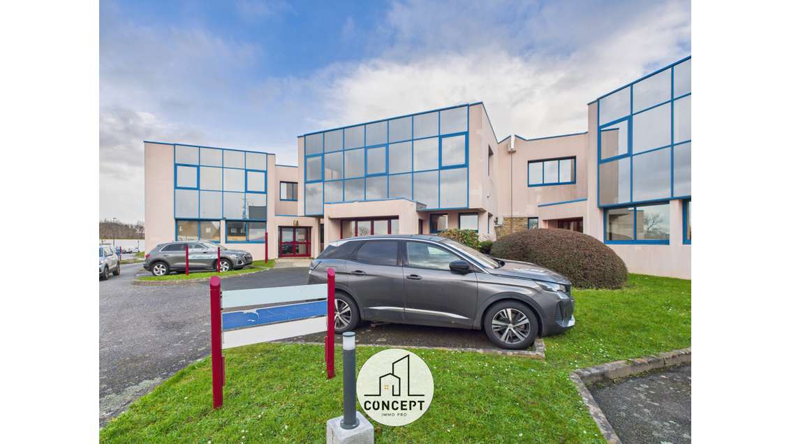 Location bureaux 84m² axe très passant Concarneau