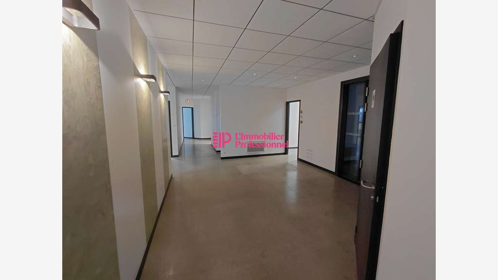 A louer plateau de bureaux 195m² à Concarneau