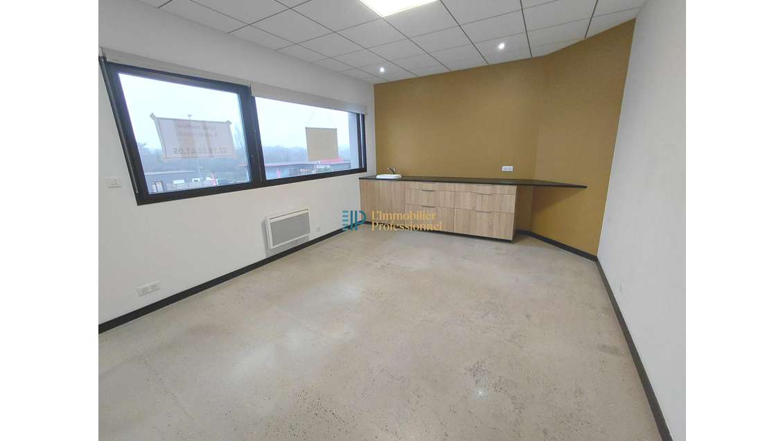 A louer plateau de bureaux 195m² à Concarneau