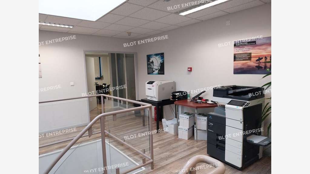 A louer bureaux 55m² zone de Keramperu Concarneau