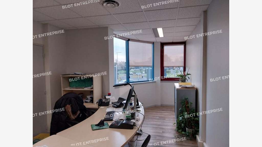 A louer bureaux 55m² zone de Keramperu Concarneau