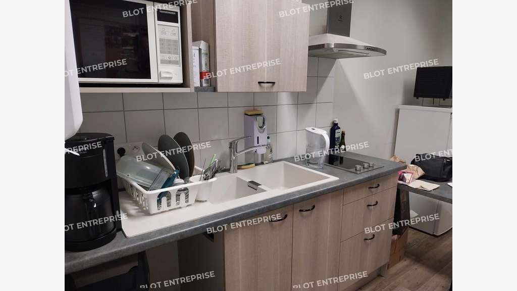 A louer bureaux 54m² Concarneau zone de Keramperu