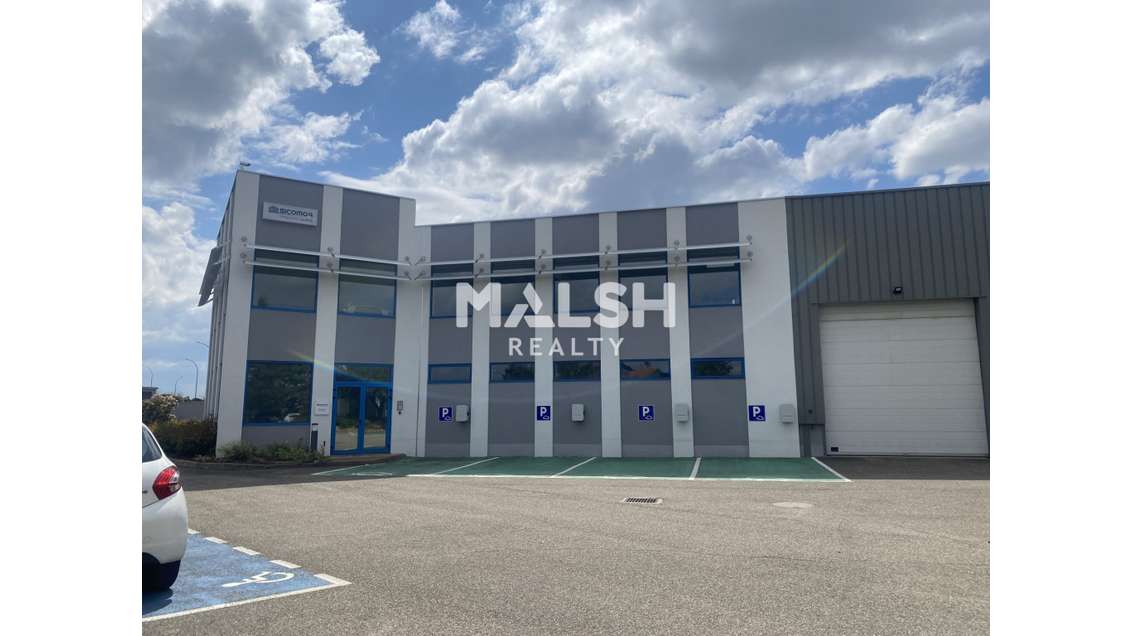 A louer bureaux 275m² à Corbas proche A46 