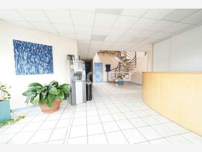 Bureaux à louer 156m² divisible à Corbas