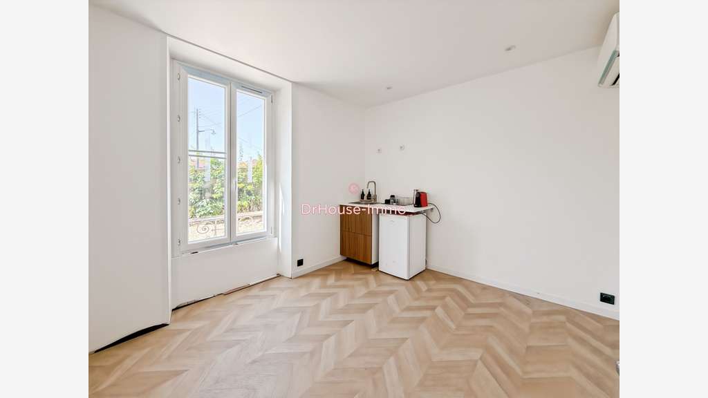 A louer local professionnel 50m² à Corbeil Carnot 