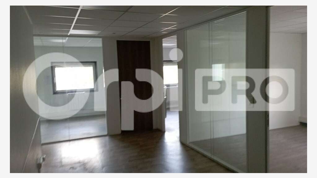 Bureaux 95m² R+1 à louer à Cormontreuil 