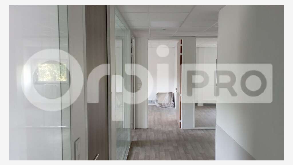 Bureaux 95m² R+1 à louer à Cormontreuil 