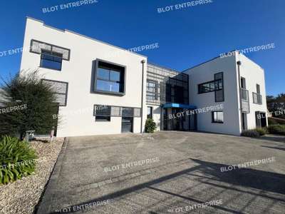 À LOUER - BUREAUX - 320 M² - COUËRON