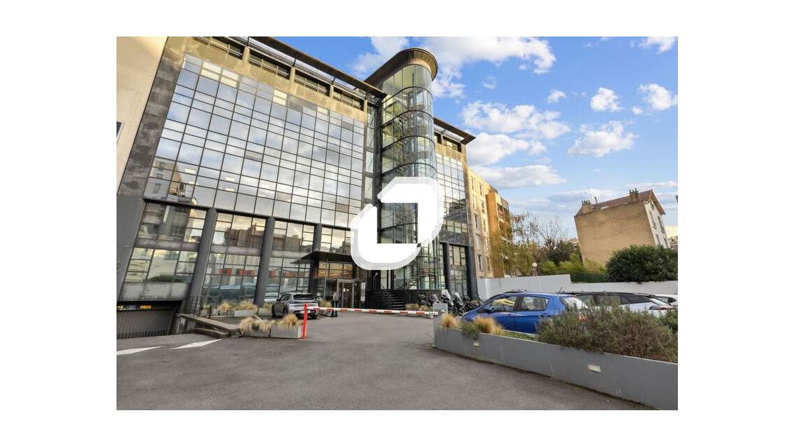 A louer Bureaux 232m² Courbevoie