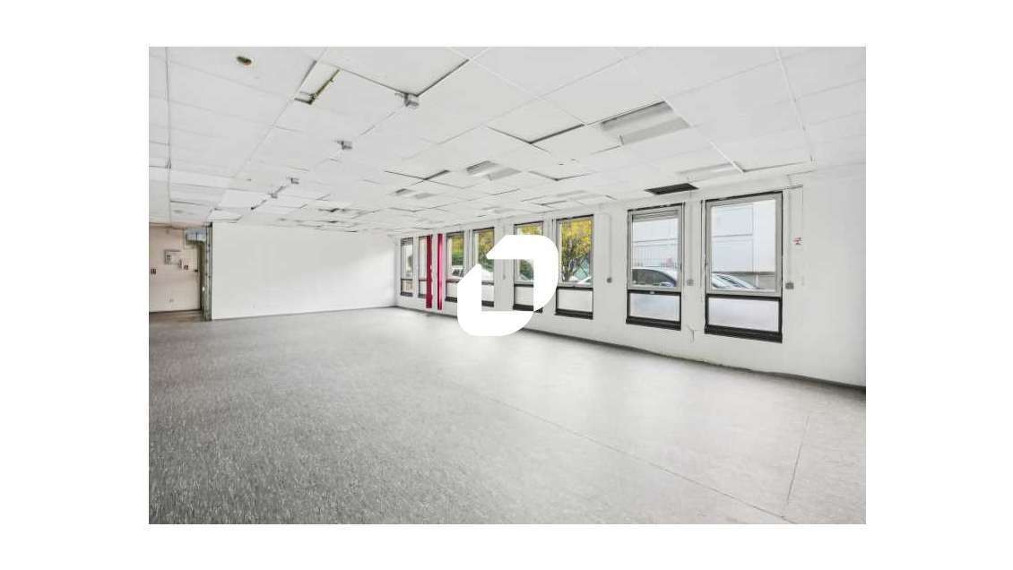 A louer Bureaux 436m² Courbevoie