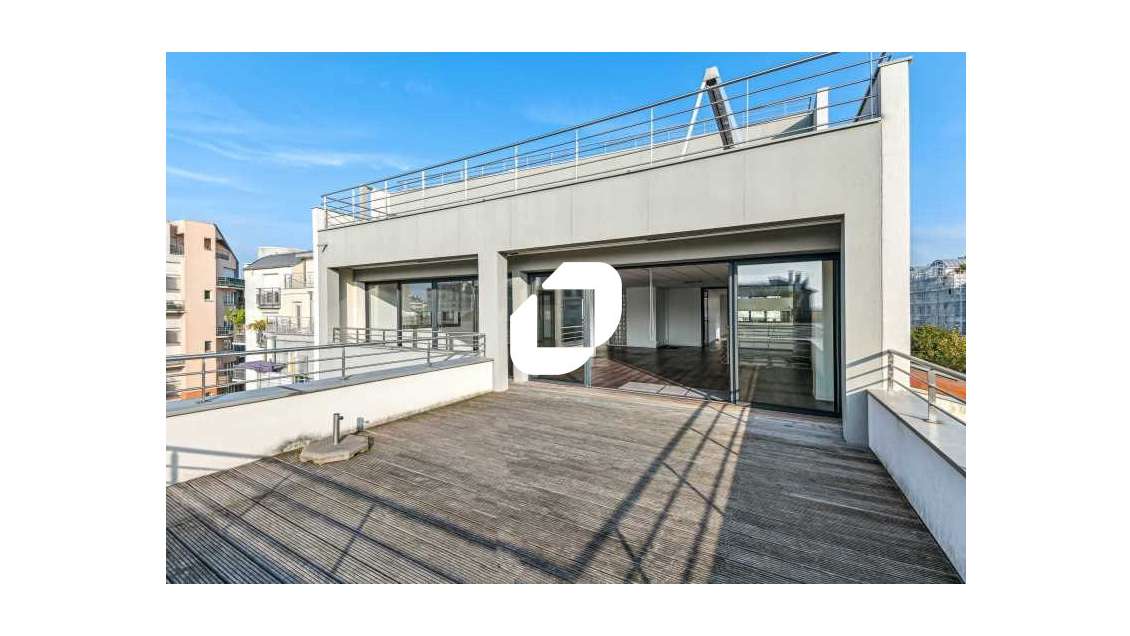 A louer Bureaux 500m² Courbevoie