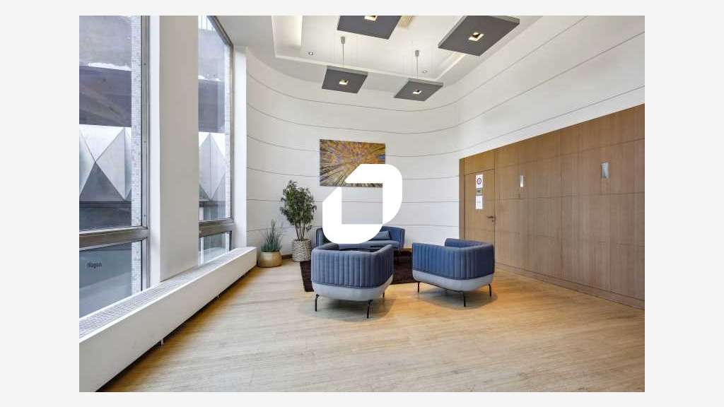 A louer Bureaux 242m² Courbevoie
