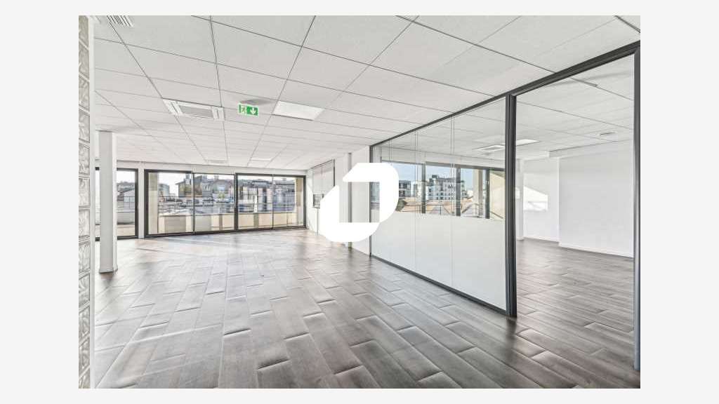 A louer Bureaux 500m² Courbevoie