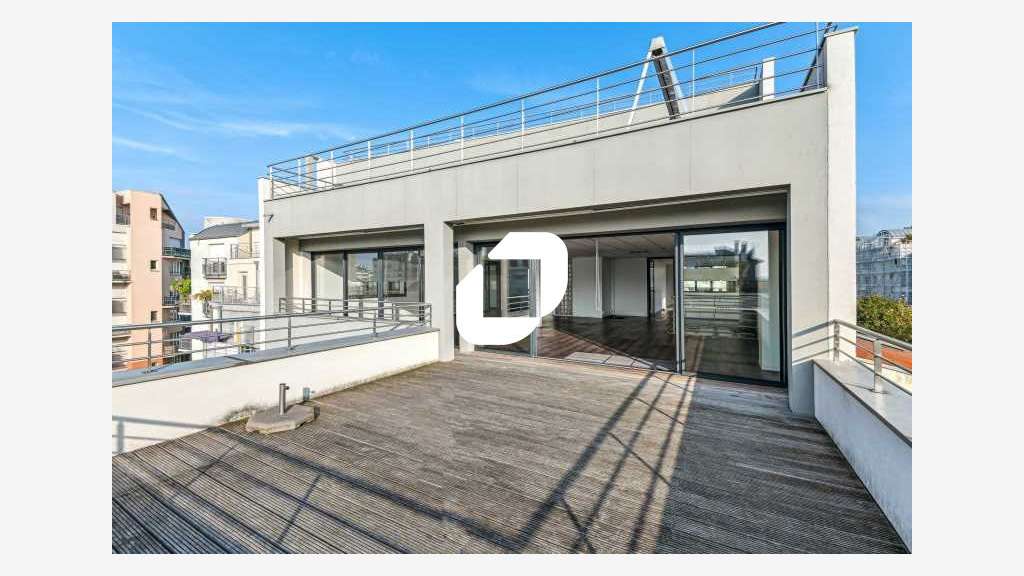 A louer Bureaux 500m² Courbevoie