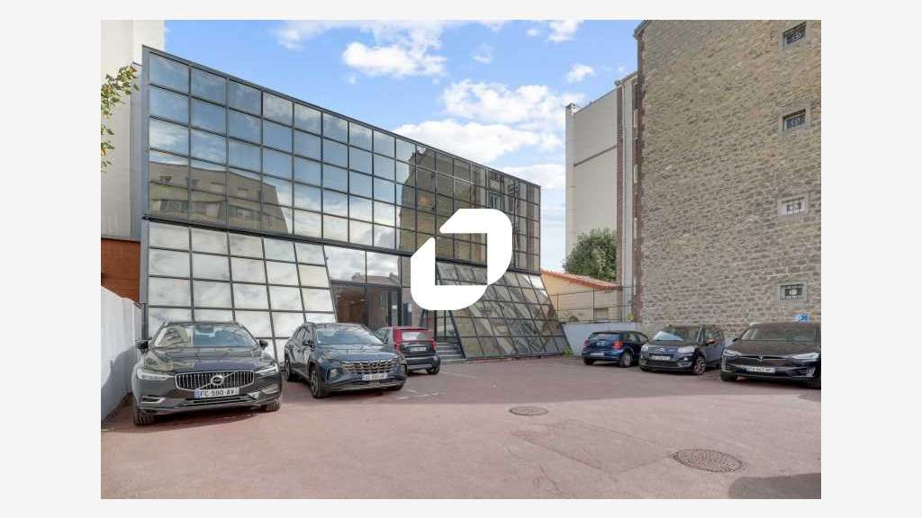 A louer Bureaux 232m² Courbevoie
