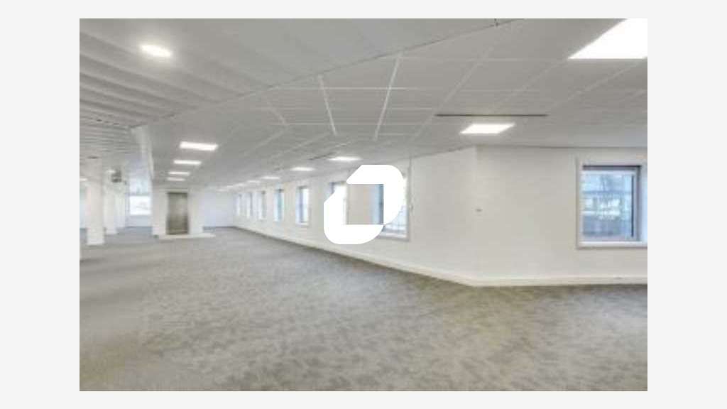 A louer Bureaux 4697m² Courbevoie la defense