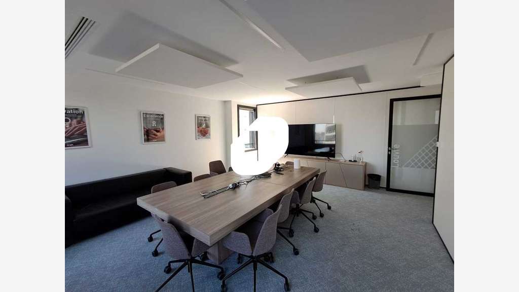 A louer Bureaux 1104m² Courbevoie
