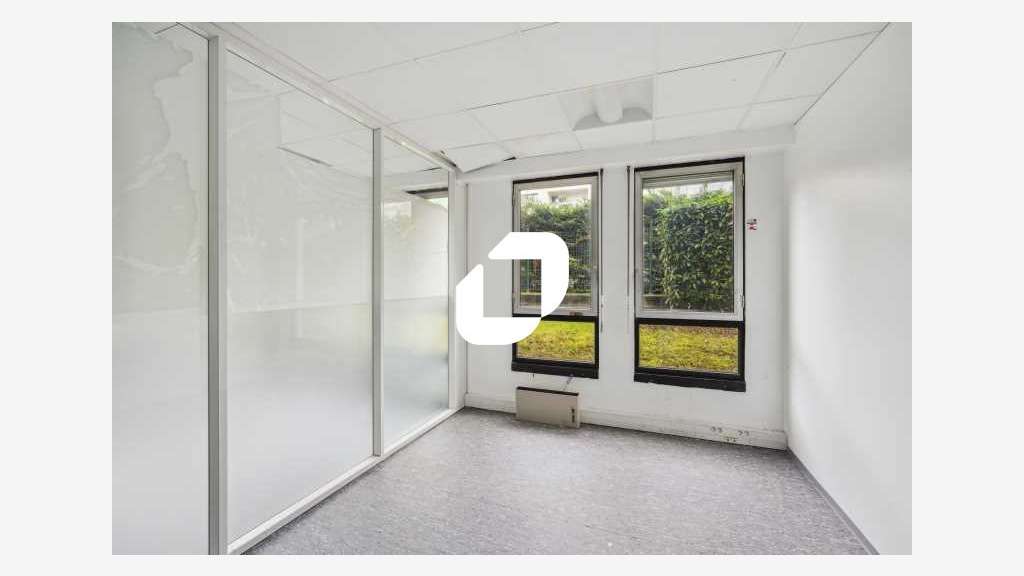 A louer Bureaux 320m² Courbevoie