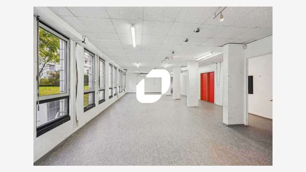 A louer Bureaux 320m² Courbevoie