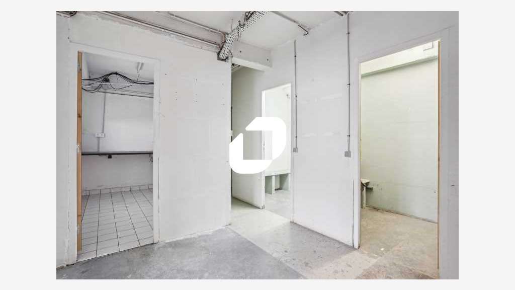 A louer Bureaux 36m² Courbevoie