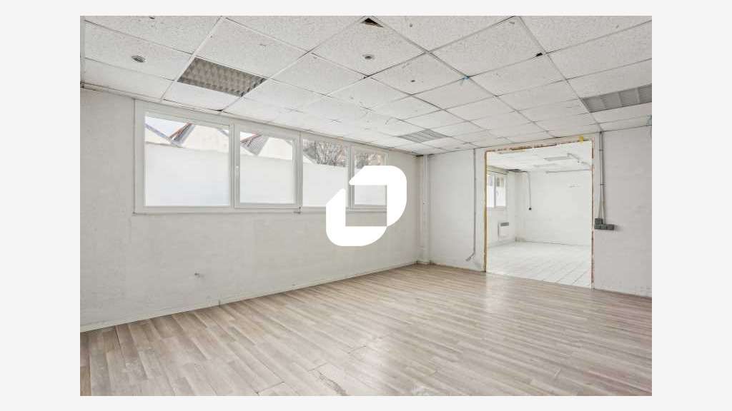 A louer Bureaux 36m² Courbevoie
