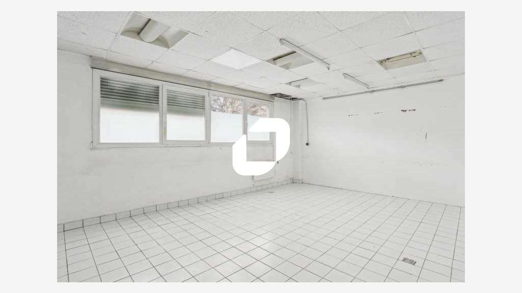 A louer Bureaux 36m² Courbevoie