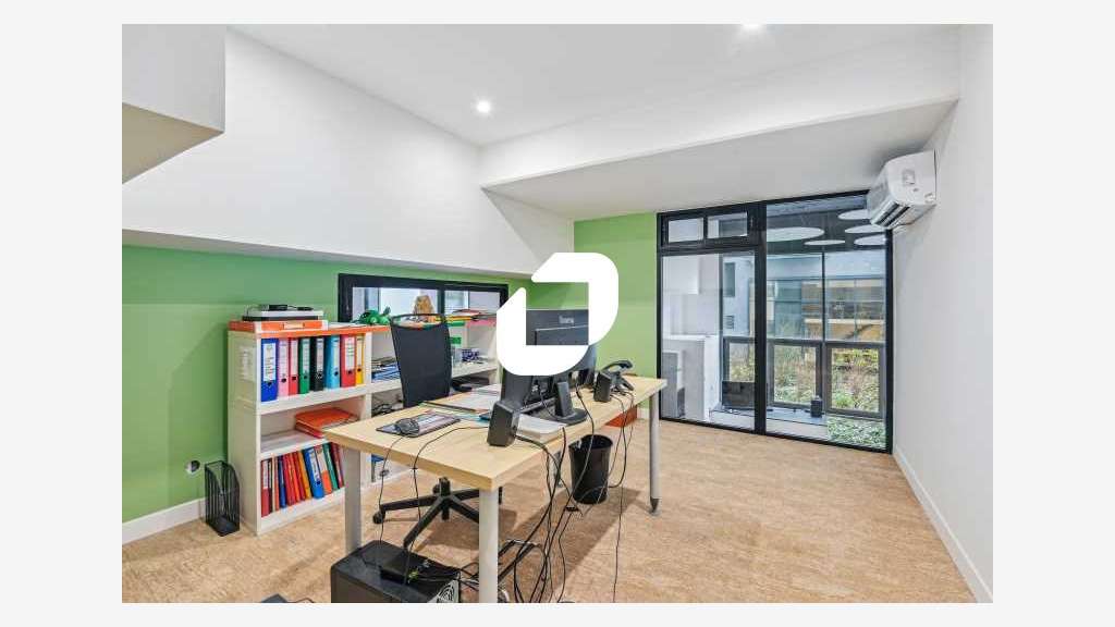 A louer Bureaux 346m² Courbevoie