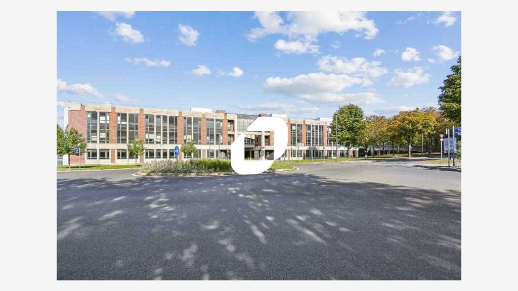 A louer Bureaux 500m² Evry courcouronnes