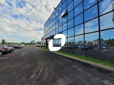 A louer Bureaux 900m² Evry courcouronnes