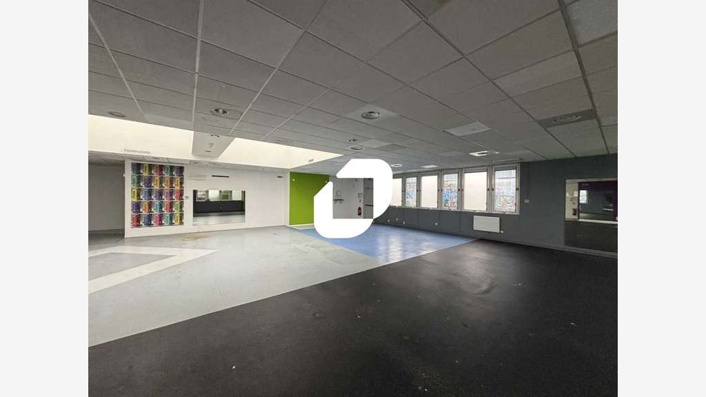 A louer Bureaux 445m² Evry courcouronnes