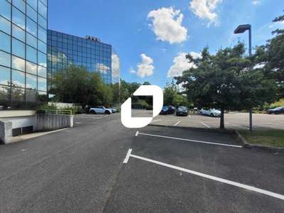 A louer Bureaux 695m² Evry courcouronnes