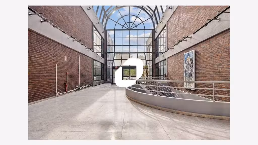 A louer Bureaux 1000m² Evry courcouronnes