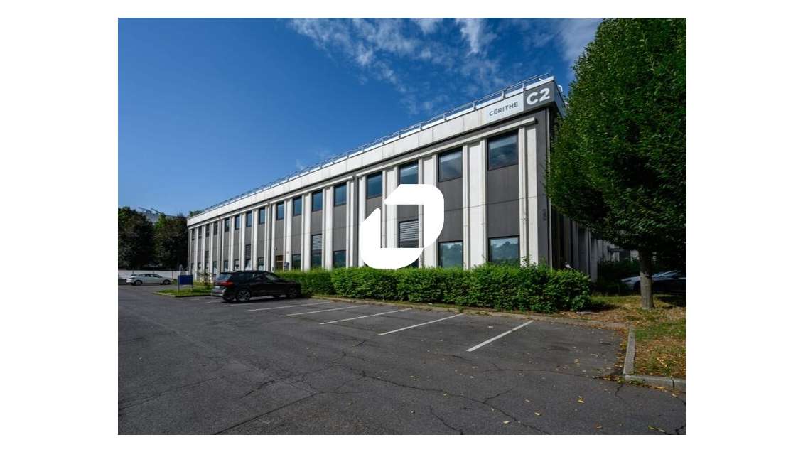A louer Bureaux 343m² Cergy