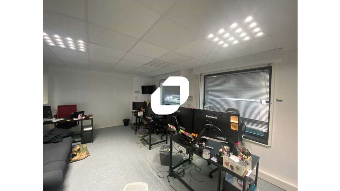 A louer Bureaux 210m² Cergy