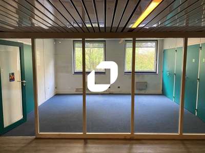 A louer Bureaux 300m² Cergy