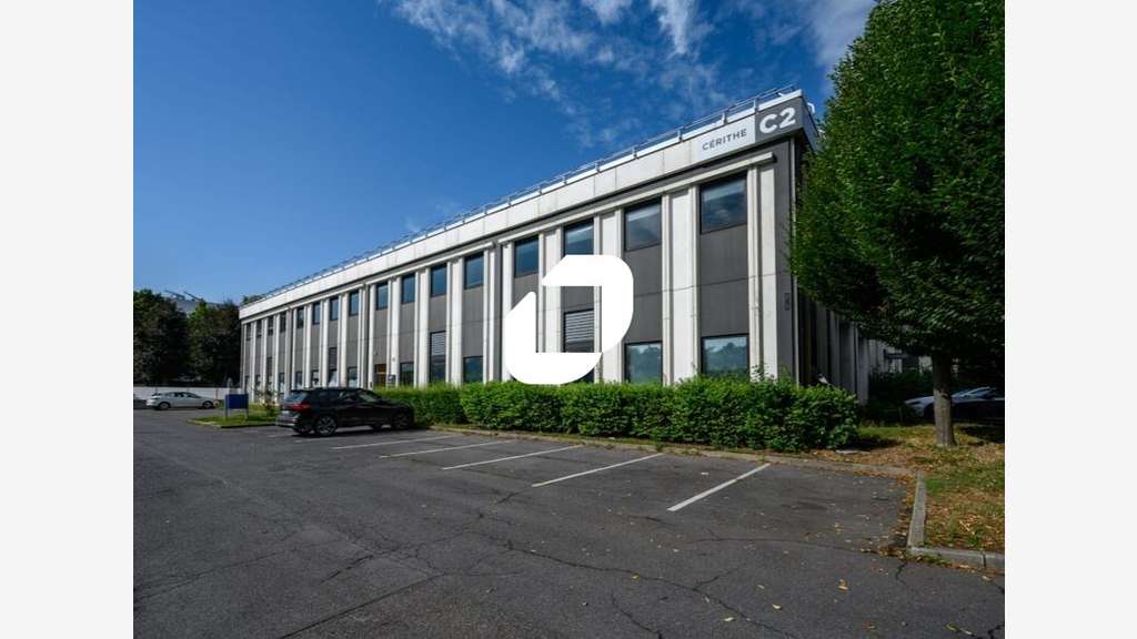 A louer Bureaux 343m² Cergy