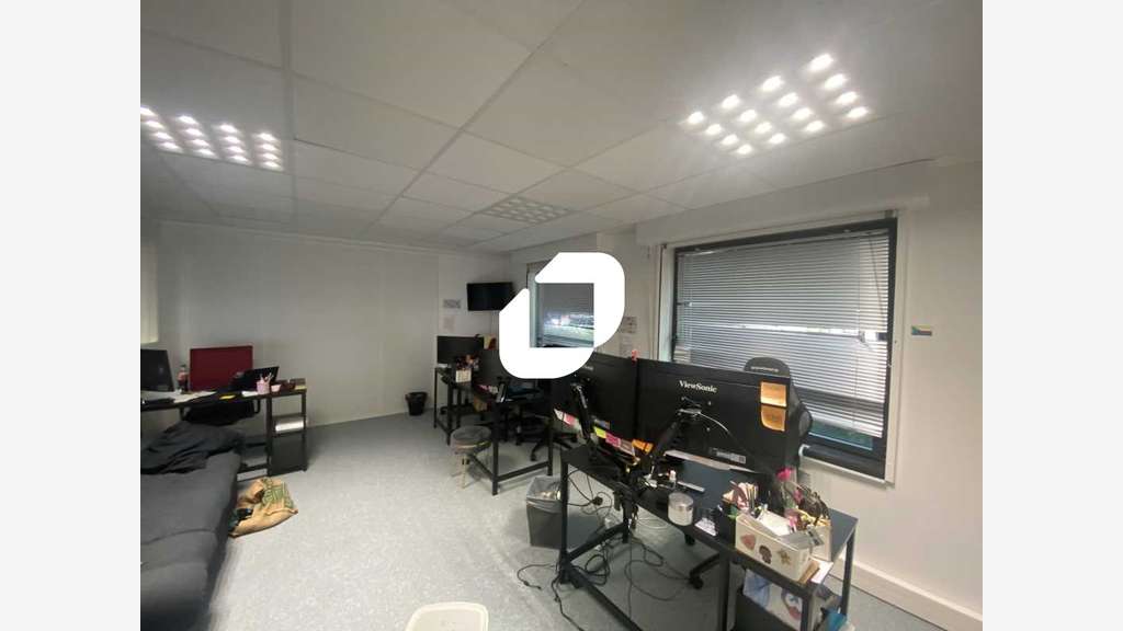 A louer Bureaux 210m² Cergy