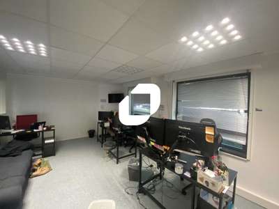 A louer Bureaux 210m² Cergy
