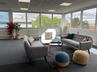 A louer Bureaux 854m² Cergy