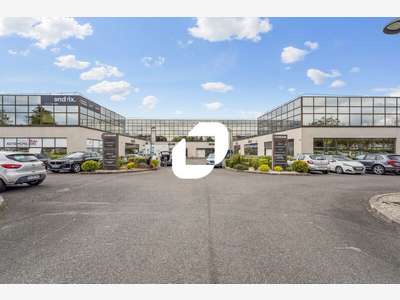 A louer Bureaux 459m² Cergy