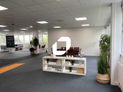 A louer Bureaux 280m² Cergy