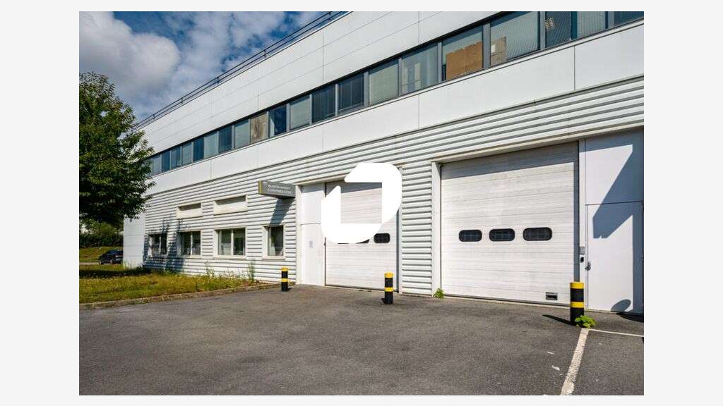 A louer Bureaux 343m² Cergy