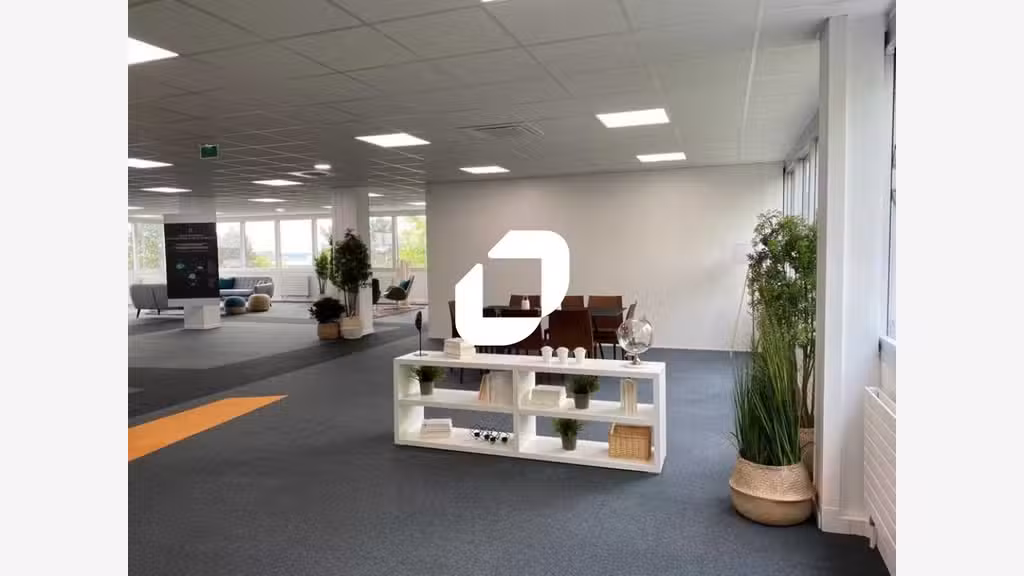 A louer Bureaux 280m² Cergy
